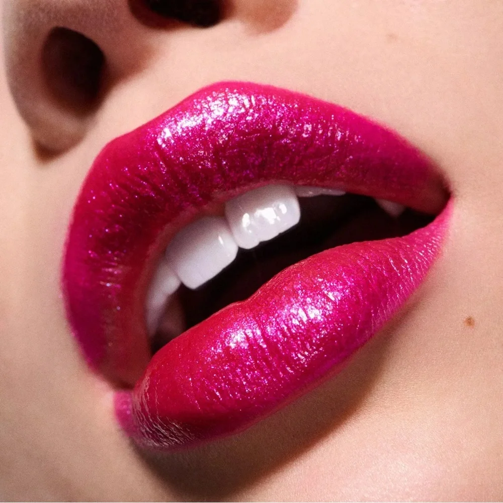 MAC ‘Candy Yum Yummy’ Dazzlelips Crayon Lipstick